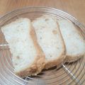 はしりかあさん＊'s cooksnap of when they made メープルくるみとレーズンの食パン.