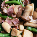 crystaI's cooksnap of when they made エリンギと厚切りベーコンのバター醤油炒め.