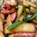 toshio39's cooksnap of when they made 新じゃがとウインナーのオイスター炒め.