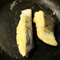 りょうこんWY2N9's cooksnap of when they made 鮭のムニエル.