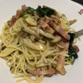 megomo's cooksnap of when they made しめじとほうれん草のカルボナーラ.
