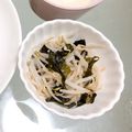ぽぽ0616's cooksnap of when they made モヤシと乾燥わかめのナムル.