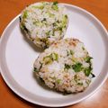 クックY08S17☆'s cooksnap of when they made 三つ葉とかつおぶしのおにぎり.