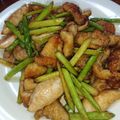 クックVOY1Q3☆'s cooksnap of when they made アスパラとカリカリ鶏皮の甘辛炒め.