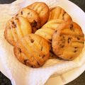 あま等3ママ's cooksnap of when they made さくさく!ダブルチョコチップクッキー.