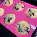 さぶ、、's cooksnap of when they made ブルーベリーとクリームチーズのマフィン.