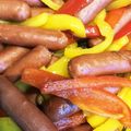 1男4女のママ's cooksnap of when they made パプリカとベーコン簡単炒め お弁当にも♡.