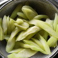 tomome's cooksnap of when they made ずいきの下処理.