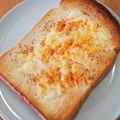 あたりめっこ's cooksnap of when they made ハマる美味しさ☆HOTなチーズトースト.