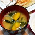 ともこキッチン's cooksnap of when they made カボチャと玉ねぎのみそ汁　.