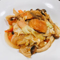 yoyoよーよー's cooksnap of when they made 味噌と焼肉のたれで鮭のちゃんちゃん焼き.