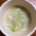 しげくん☆'s cooksnap of when they made 離乳食後期☆レタス入りミルクスープ☆.