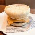natsuのママ's cooksnap of when they made ソーセージエッグチーズマフィン.