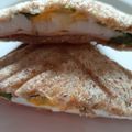 カクヨ's cooksnap of when they made 簡単◎ホットサンド◎☆ハムチーズ玉子☆.