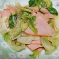 ユーロン's cooksnap of when they made 簡単☆レタスとハムのサッと炒め☆糖質オフ.