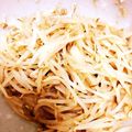 みたろう's cooksnap of when they made 節約♪しっかり味のもやしのナムル.