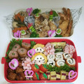 ムーミン☆mama's cooksnap of when they made 運動会のお弁当☆かわいい一口おにぎり.