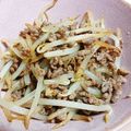 こぎゅまらいだー's cooksnap of when they made ごま油で絶品！超簡単ひき肉もやし炒め.