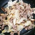 ☆アンシェル☆'s cooksnap of when they made 簡単☆豚肉とキャベツエリンギのポン酢炒め.