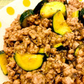 ぱるこ５５５'s cooksnap of when they made 簡単★ズッキーニと挽肉の塩昆布とろみ炒め.