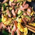 Mayumi731's cooksnap of when they made 簡単♪きゅうりと魚肉ソーセージの炒め物.
