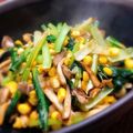 ちゃちゃまる26's cooksnap of when they made 小松菜・エリンギ・コーンのバター醤油炒め.