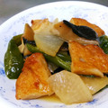 クックI7I5L1☆'s cooksnap of when they made 大根と椎茸と獅子唐の煮物.