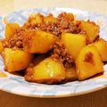 take♪aki♪'s cooksnap of when they made じゃがいものそぼろ煮~カレー風味~.