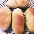 パグカップ's cooksnap of when they made 30分で完成!？不思議パンの黒コッペ風.