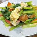 ウッシー母's cooksnap of when they made 簡単！鶏肉、小松菜、玉子の牡蠣油炒め.