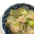 ひさこ＊'s cooksnap of when they made 鶏がらスープの素で白菜と鶏つくねのスープ.