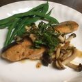 olive11's cooksnap of when they made 鮭としめじのバターポン酢炒め.