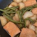 キッチン政宗's cooksnap of when they made フライパンでOK！ 鮭と大根の煮物.
