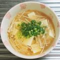 もぐ・ω・くま's cooksnap of when they made 簡単！朝食にも♪えのきと豆腐のお味噌汁！.