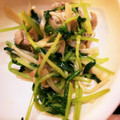 ぽんしゅけ's cooksnap of when they made 巻かないよ！豆苗とエノキの豚肉炒め！.
