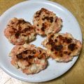 みおみお¨̮'s cooksnap of when they made 包丁不要つなぎ不要で超簡単♡鮭つくね焼き.
