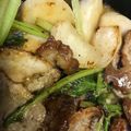 おやつや's cooksnap of when they made 豚肉とかぶのガリバタ炒め.