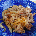 ∮あ～ちゃん∮'s cooksnap of when they made 豚こま切れ肉と玉ねぎのピリ辛炒め.