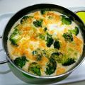 マダムカフェ♡'s cooksnap of when they made ブロッコリーの卵巣ごもりグラタン♪.