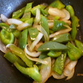 antkishi's cooksnap of when they made 玉ねぎとピーマンの炒め物.