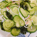 ｱｲﾊﾅ's cooksnap of when they made 簡単すぐできる★キュウリとわかめの酢の物.