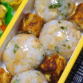 nosso's cooksnap of when they made 油揚げで♪悪魔のおむすび風.