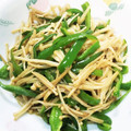 プラハの街並み's cooksnap of when they made 節約副菜♡ピーマンえのき鰹節和え.