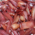 ごま・まめ・とまと's cooksnap of when they made 赤ずいきの酢で煮たの.