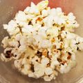 らびのゆうママ's cooksnap of when they made レンジでポップコーン.