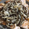 youすずニャン's cooksnap of when they made とろ～り！鶏胸肉のステーキ＊きのこソース.