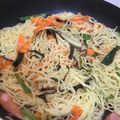 ☆こまっと☆'s cooksnap of when they made ハロウィンおばけの森焼きそば…☆.