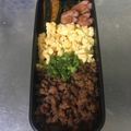 ブータレブー's cooksnap of when they made ピーマンで！我が家のそぼろ３色丼.