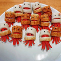 シキ☆彡's cooksnap of when they made 簡単 キャラ弁 おかず ちくわ星人①.