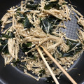 クックZ8J4H4☆'s cooksnap of when they made お出汁が香る♪えのきとわかめの和風炒め.